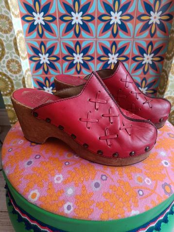 Vintage Rode Klompsandalen Leer/Hout - Maat 42 beschikbaar voor biedingen
