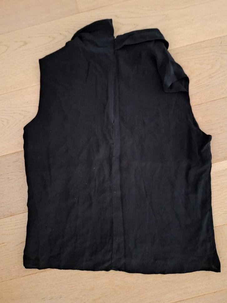 Zwarte Sey Studio top, maat 40-42, Kleding | Dames, Tops, Zo goed als nieuw, Maat 42/44 (L), Zwart, Zonder mouw, Ophalen of Verzenden