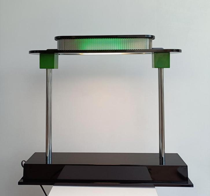 Artemide Pausania tafellamp, Huis en Inrichting, Lampen | Tafellampen, Zo goed als nieuw, Minder dan 50 cm, Kunststof, Metaal