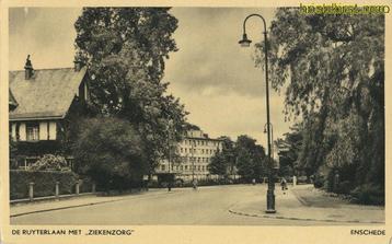 Enschede - de Ruyterlaan met Ziekenzorg [KRST007-4662 beschikbaar voor biedingen