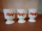 vintage arcopal eierdopjes, Huis en Inrichting, Keuken | Servies, Overige materialen, Gebruikt, Overige typen, Ophalen of Verzenden