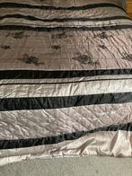 Prachtige grote  over deken sprei 260x280, Huis en Inrichting, Ophalen of Verzenden, Nieuw, Tweepersoons, Deken of Dekbed