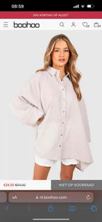 Dames blouse oversized boohoo maat 44 zalm wit, Kleding | Dames, Blouses en Tunieken, Ophalen of Verzenden, Zo goed als nieuw