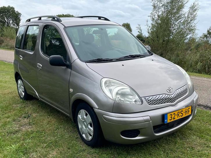 Toyota Yaris Verso 1.5 16V Vvt-i Linea SOL 2005 Grijs, Auto's, Toyota, Particulier, Yaris Verso, Airbags, Airconditioning, Centrale vergrendeling