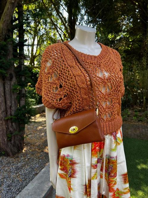 MES DEMOISELLES trui top spencer SALE bij TIEN op Instagram, Kleding | Dames, Tops, Zo goed als nieuw, Bruin, Zonder mouw, Ophalen of Verzenden