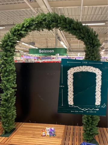Kersttoog met verlichting  beschikbaar voor biedingen