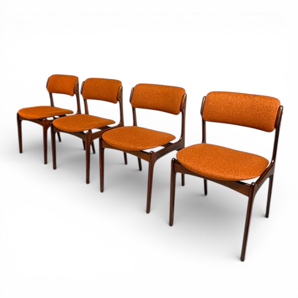 Set van 4 Erik Buch stoelen model 049, Overige kleuren, ?, Deens design | Mid-Century, Zo goed als nieuw