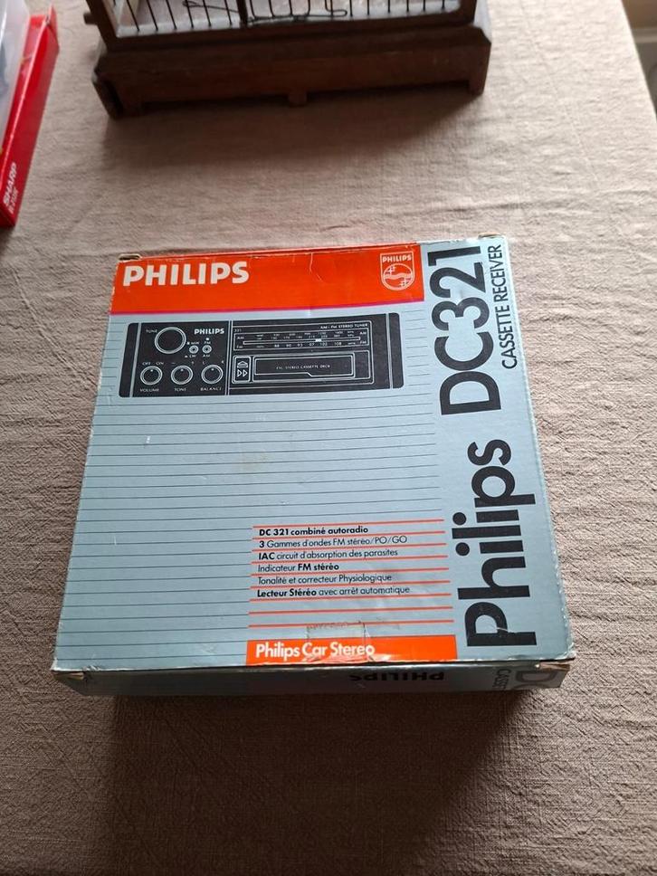 Philips DC321 Autoradio NOS - Nieuw in Doos!, Auto diversen, Autoradio's, Nieuw, Ophalen of Verzenden