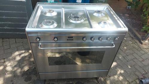 SMEG 5-pits gasfornuis - in Zo goed als nieuwe staat, Witgoed en Apparatuur, Fornuizen, Zo goed als nieuw, Vrijstaand, Gas, 5 kookzones of meer