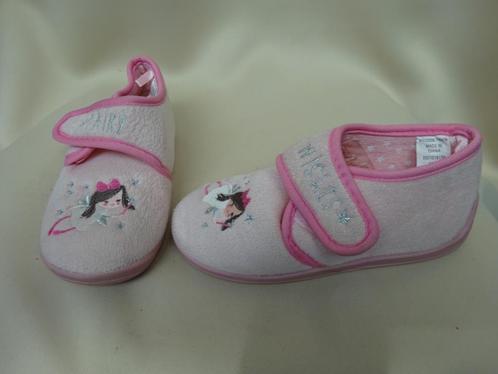 roze klittenband pantoffel  - maat 30 / 31, Kinderen en Baby's, Kinderkleding | Schoenen en Sokken, Zo goed als nieuw, Overige typen
