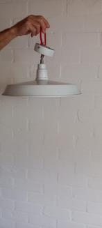 Hanglampen wit metalen kap per twee te koop., Ophalen, Zo goed als nieuw, Metaal, Modern
