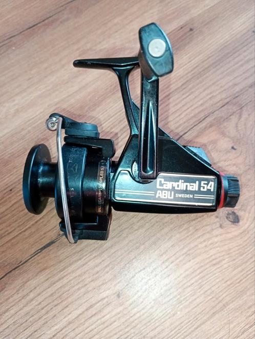 ABU Cardinal 54, made in Sweden, mooie oldschool penvismolen, Watersport en Boten, Hengelsport | Karpervissen, Zo goed als nieuw