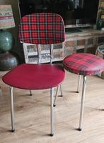 Geruite vintage stoel en/of kruk, Ophalen, Kunststof, Gebruikt, Eén