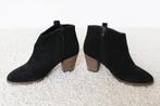 Mooie Suede MNG Laarsjes (Maat 38) s16 € 30,-, Kleding | Dames, Schoenen, Zwart, MNG, Lage of Enkellaarzen, Ophalen of Verzenden