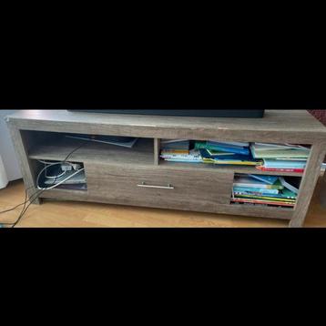 Houten TV Meubel met Lade beschikbaar voor biedingen