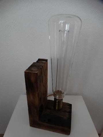 Stoere sloophouten tafellamp met LED filament lamp van 30 cm beschikbaar voor biedingen