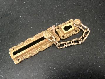 Vintage kettingslot deurslot van messing beschikbaar voor biedingen