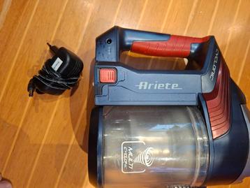 Ariete Steelstofzuiger 22V Lithium oplaadbaar (Dyson kopie) beschikbaar voor biedingen