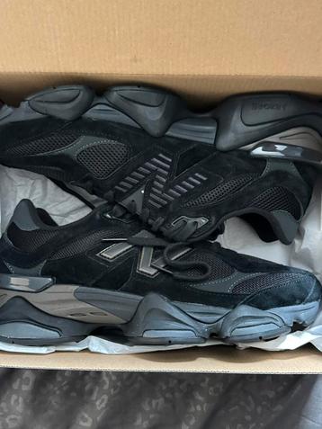 New Balance 9060 ( Nike Nike Air Puma Adidas under armour beschikbaar voor biedingen