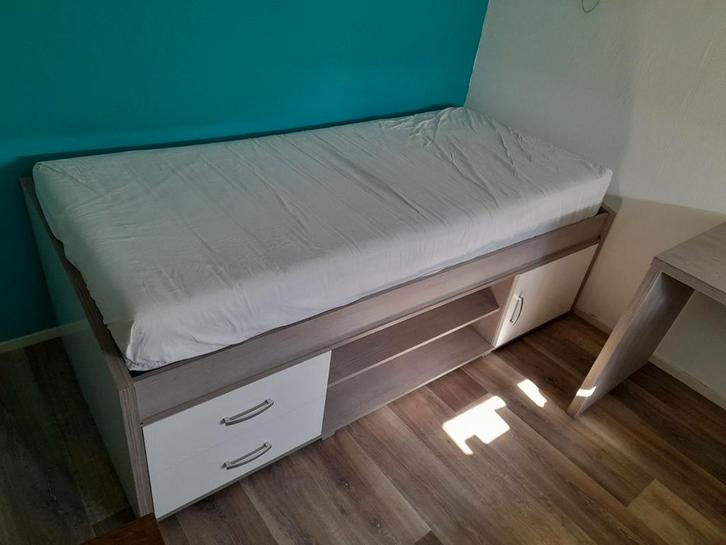 Bed met 2 lades, kastje en boekenplank, Huis en Inrichting, Slaapkamer | Bedden, Zo goed als nieuw, Eenpersoons, 80 cm, 200 cm