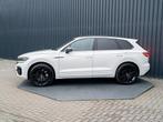 Volkswagen Touareg 3.0 TSi 4MOTION R | Luchtvering | Panodak, Automaat, 12 maanden, Gebruikt, 2995 cc