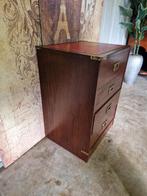 Antiek klassiek houten ladekast met rood lederen bovenblad, Gebruikt, 3 of 4 laden, Minder dan 100 cm, 25 tot 50 cm