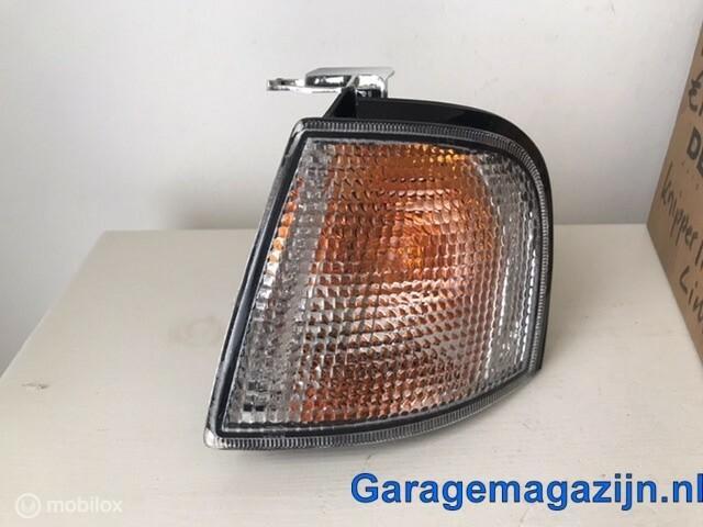 Knipperlicht links Nissan Primera (P10) 215-1546L-UE, Auto-onderdelen, Verlichting, Nissan, Nieuw, Ophalen of Verzenden