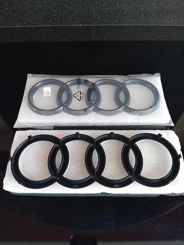 AUDI Glossy Black Grill Logo!! beschikbaar voor biedingen