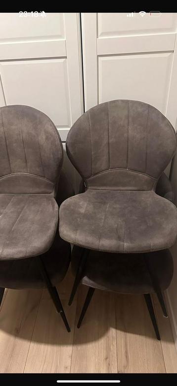 Grijs Leer suede stoelen beschikbaar voor biedingen
