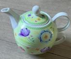 Theepot met kop zgn vrolijk motief bloemen, Huis en Inrichting, Keuken | Servies, Ophalen of Verzenden, Overige stijlen, Overige typen