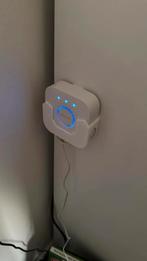 Philips hue bridge wall mount / muurbeugel / houder, Ophalen of Verzenden, Nieuw
