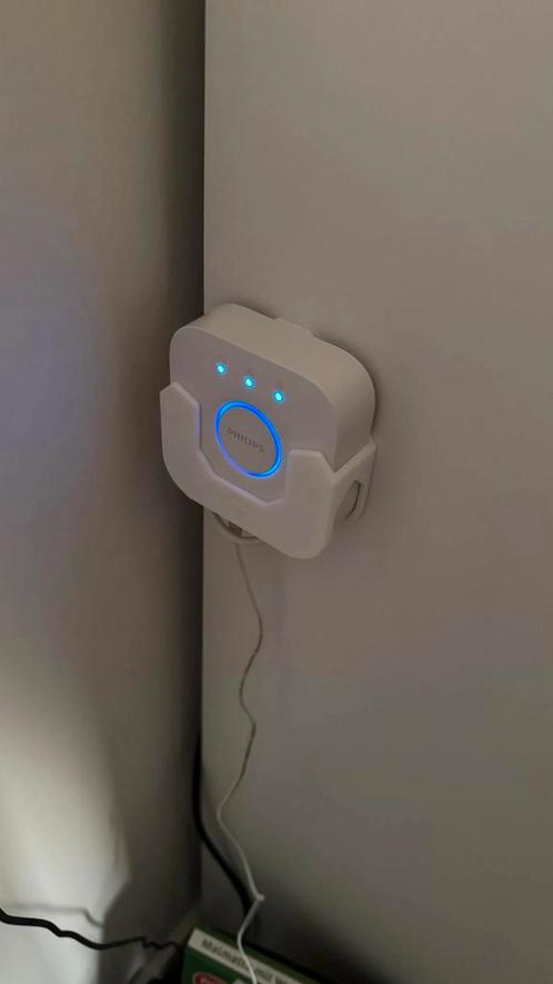 Philips hue bridge wall mount / muurbeugel / houder, Computers en Software, WiFi-versterkers, Nieuw, Ophalen of Verzenden