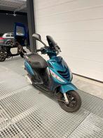 Piaggio zip 2 takt 2011 brom, Fietsen en Brommers, Scooters | Piaggio, 50 cc, Ophalen of Verzenden, Zo goed als nieuw, Tweetakt