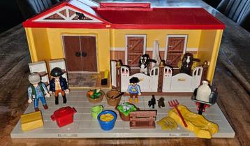 Playmobil 5348 paardenstal meeneem koffer beschikbaar voor biedingen