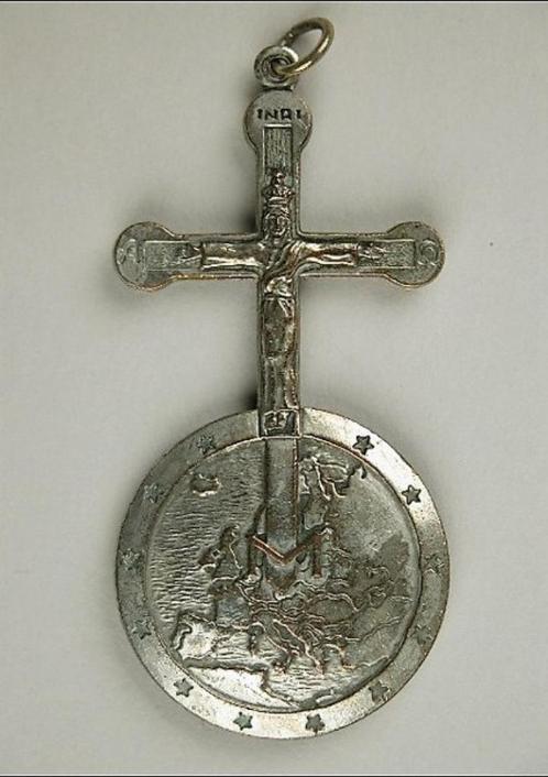 Hanger rijksappel, met aan het kruis een corpus en op de bol, Verzamelen, Religie, Nieuw, Sieraad, Verzenden