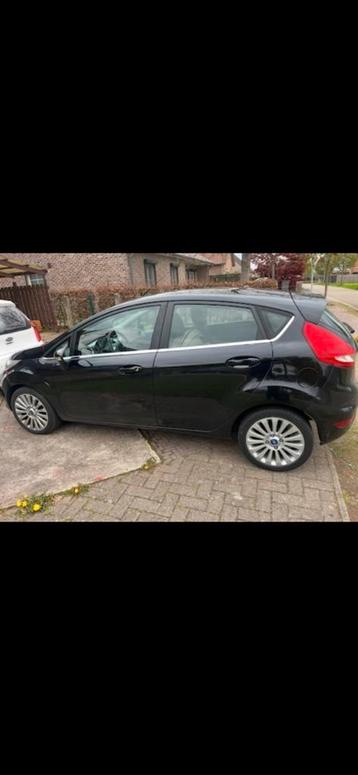 Ford Fiësta 1.4 71KW 5DR 2009 Zwart beschikbaar voor biedingen