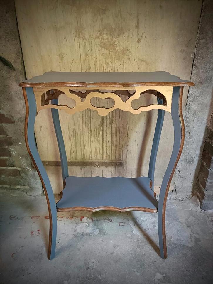 Planten tafeltje, pied de stalle, bijzet tafeltje., Antiek en Kunst, Antiek | Meubels | Tafels, Ophalen