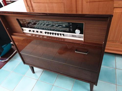 Te koop: Vintage radiomeubel met platenspeler., Audio, Tv en Foto, Radio's, Gebruikt, Overige typen, Ophalen