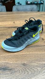 Nike air schoenen maat 32, Kinderen en Baby's, Kinderkleding | Schoenen en Sokken, Ophalen of Verzenden, Zo goed als nieuw, Nike