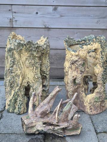 Kunststoffen (aquarium) ornamenten beschikbaar voor biedingen