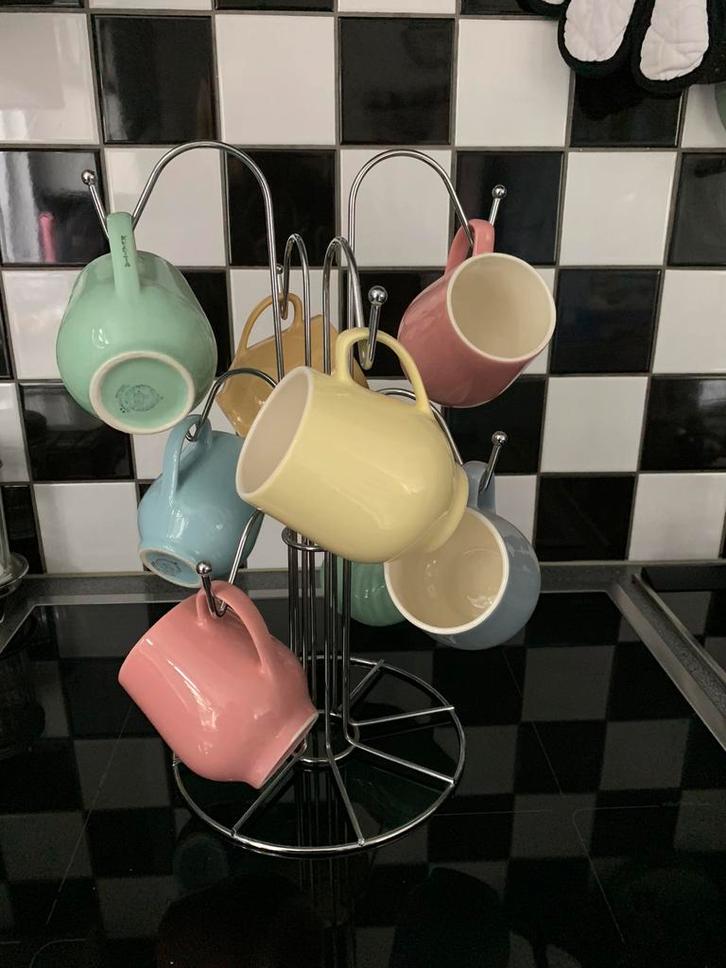 RVS Bekerrek voor 8 bekers bekerrekje rekje mokkenrekje ha, Huis en Inrichting, Keuken | Keukenbenodigdheden, Zo goed als nieuw