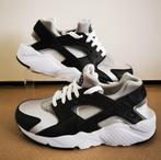 Nieuwe Nike Huarache Run (GS) in maat 38 of 39, Ophalen of Verzenden, Nieuw, Sneakers of Gympen