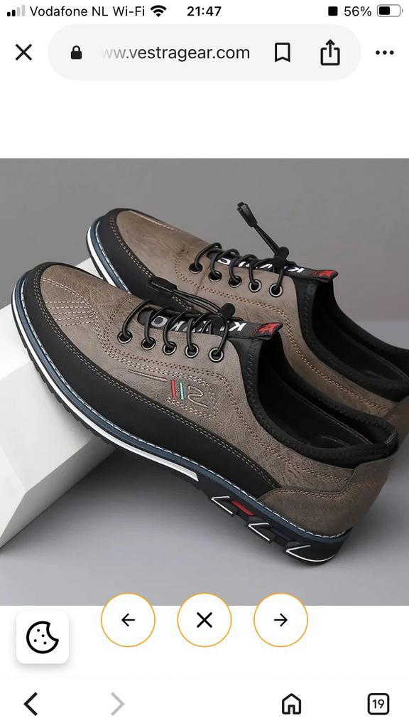 Nieuwe sneekers maat 43 voor een superprijs., Kleding | Heren, Schoenen, Nieuw, Sneakers of Gympen, Bruin, Ophalen of Verzenden