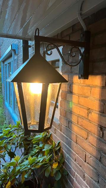 Gietijzeren lamp zeer donkergroen beschikbaar voor biedingen