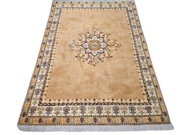 Handmade oriental wool Berber carpet camel 250x345cm beschikbaar voor biedingen