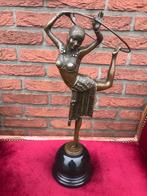 bronzen topbeeld, hoepeldanseres van Chiparus, Antiek en Kunst, Ophalen of Verzenden