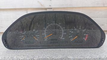 Mercedes C280 USA kilometer teller w202 beschikbaar voor biedingen