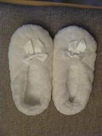 Te koop meisjes bed pantoffels maat 36/37, Meisje, Overige typen, Nieuw, Ophalen of Verzenden