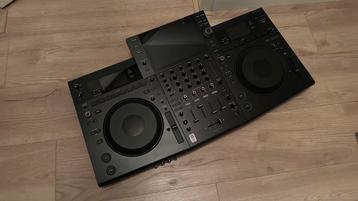Pioneer DJ OPUS-QUAD + Decksaver beschikbaar voor biedingen