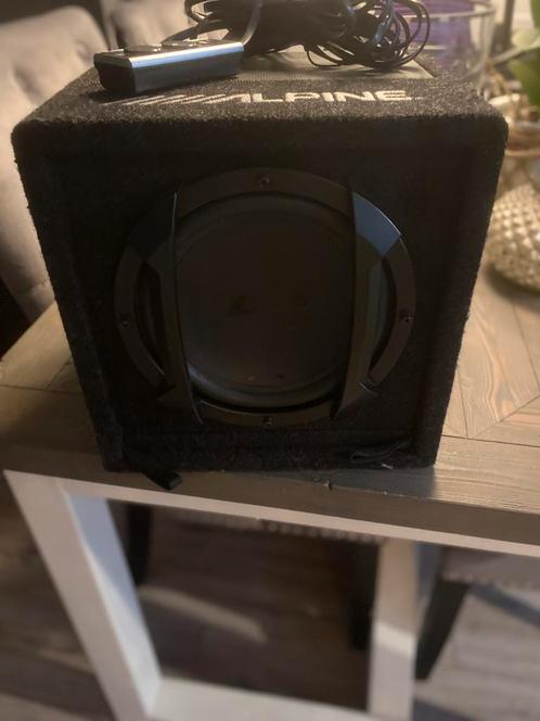 Alpine actieve subwoofer SWE-815, Auto diversen, Autospeakers, Zo goed als nieuw, Ophalen of Verzenden